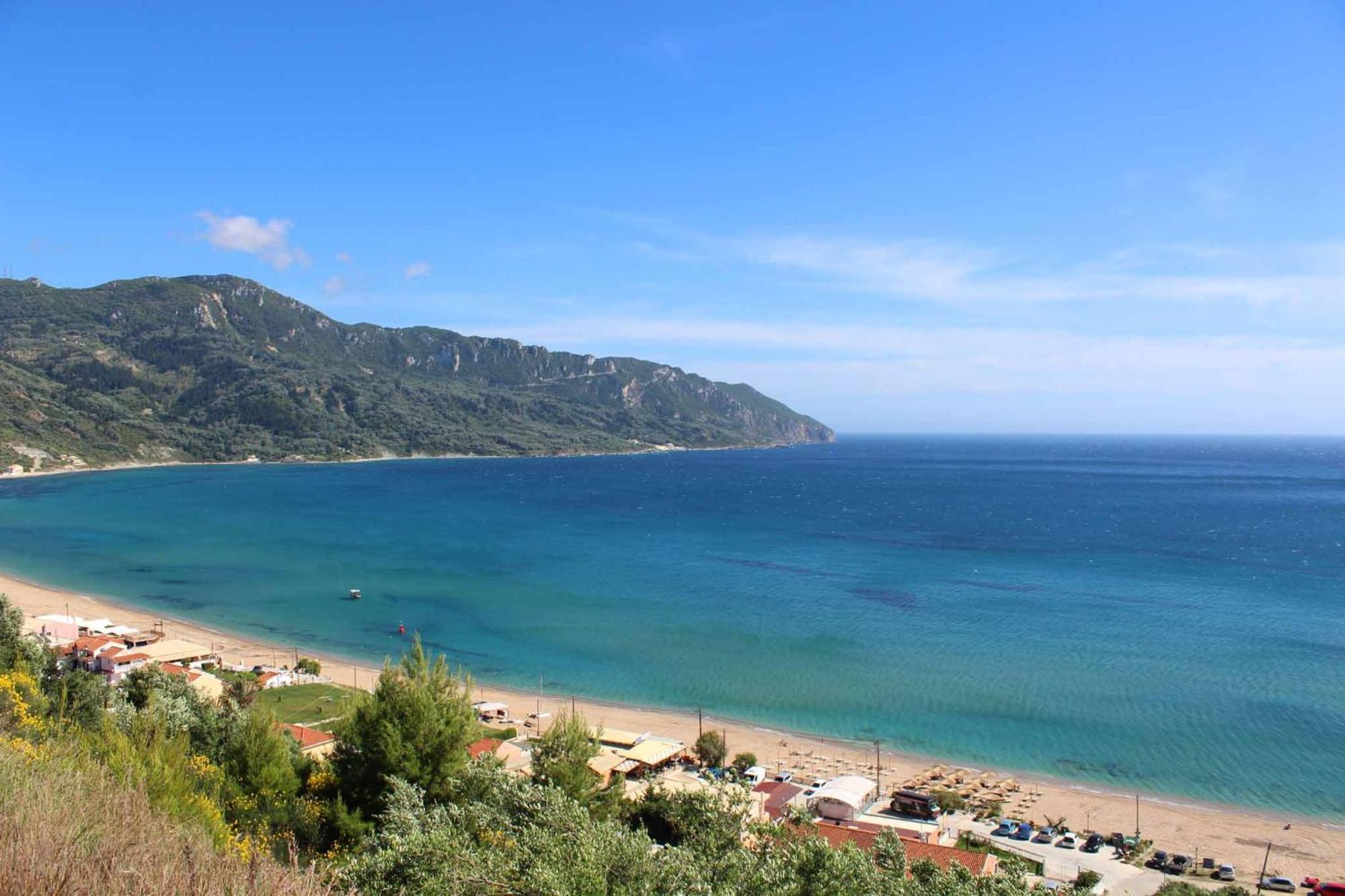 Villa Euphoria Apts Afión Exteriör bild